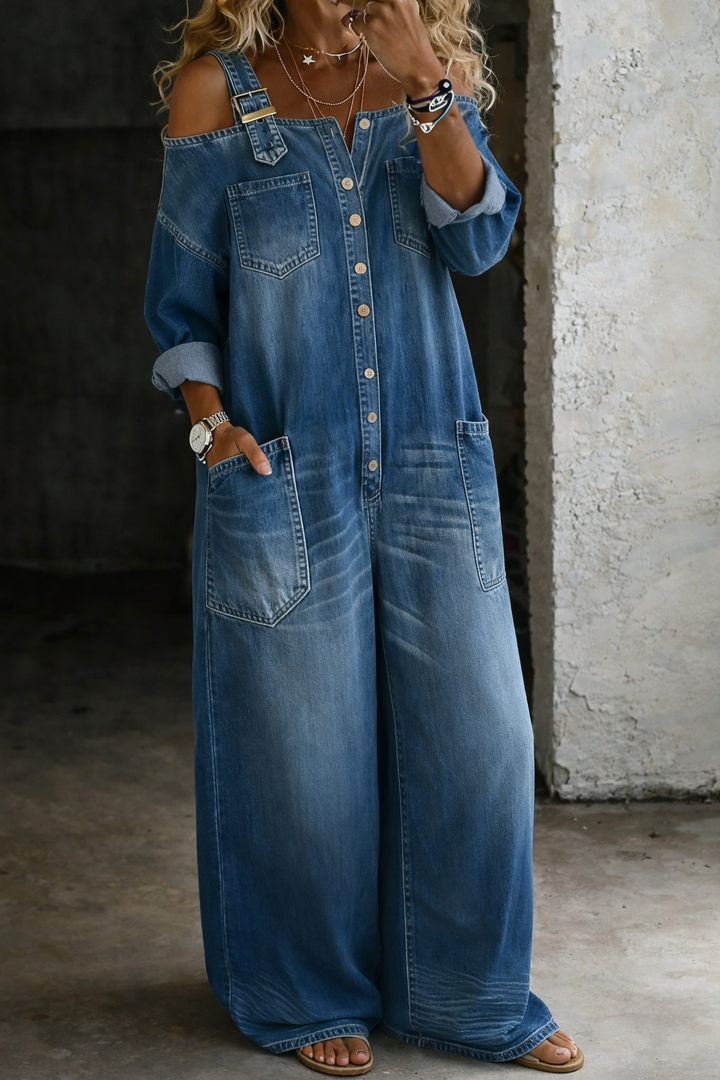 Sophia™ – La combinaison denim épaules dénudées, confortable du matin au soir