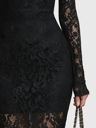 Monica | Robe Maxi Évasée en Dentelle Élégante